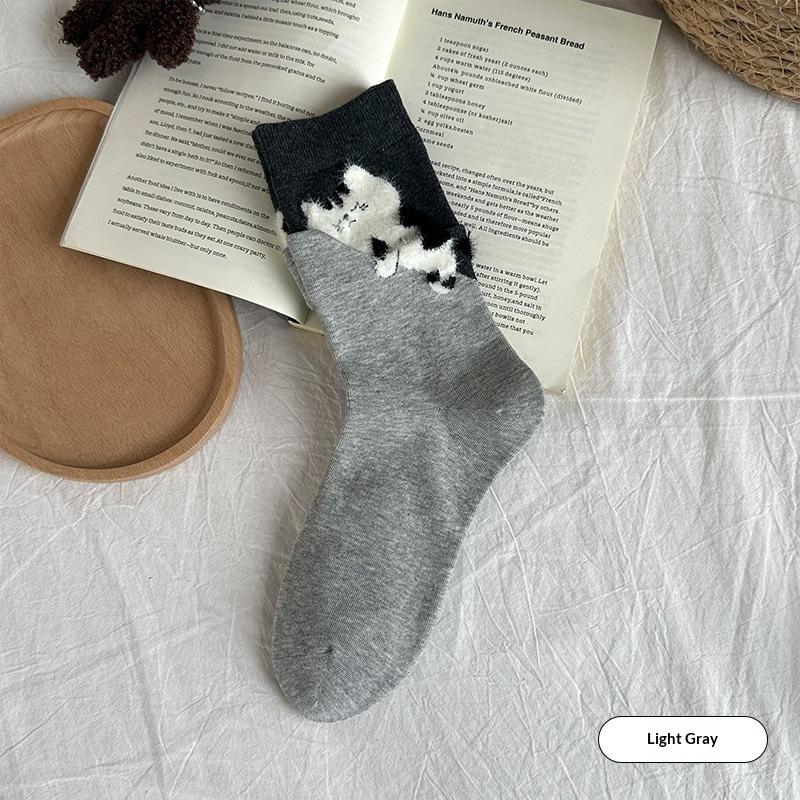 3D Cat Printed Casual Socks for Couples; Mid-Tube Design with Soft Comfort and Sweat Absorption Features for Men and Women.
