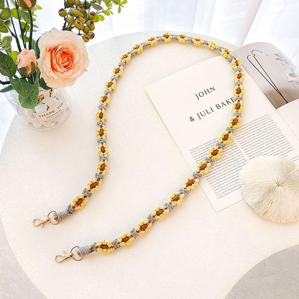 Cute Daisy Flower Macrame Keychain Handmade Bags Handle Chain Mobile Phone Charm for Women