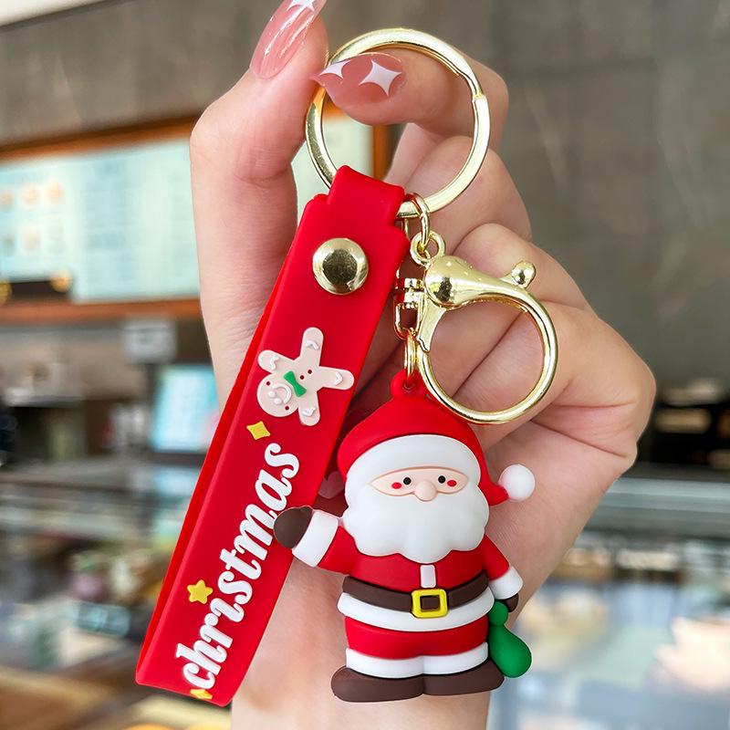 Adorable Snowman Keychain: Cartoon Pendant for Car or Backpack, Perfect Christmas Gift