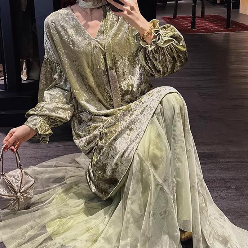 

Diamond Velvet Patchwork Gauze Dress Set - Winter 2026 Collection Extra Small