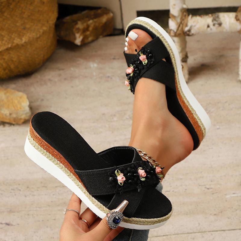 Flower Decoration Wedge Slippers Woman Fashion Cross Strap Platform Sandals Women 2025 Summer Lightweight Casual Beach Slides