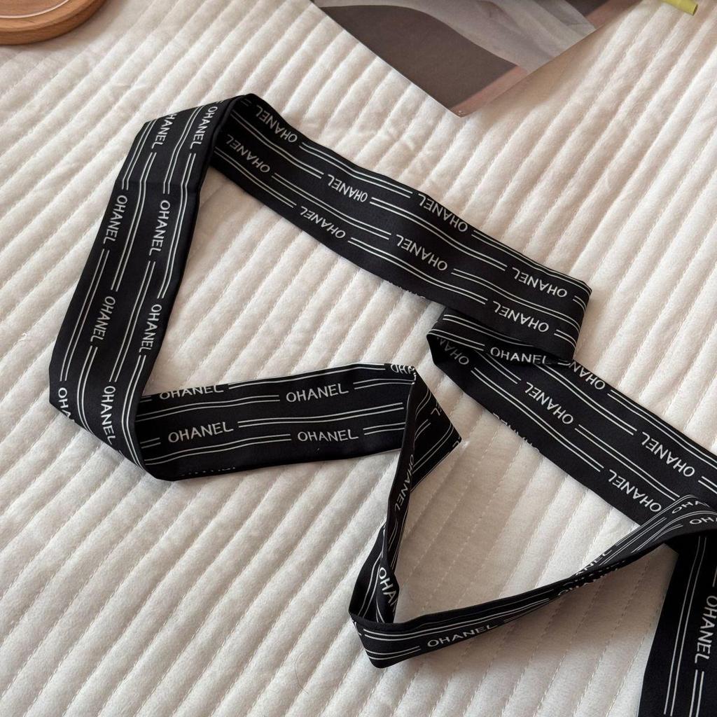 Elegant Polka Dot Silk Scarf & Headband Ribbon: Versatile Hair Accessory for Ponytails or Bags.