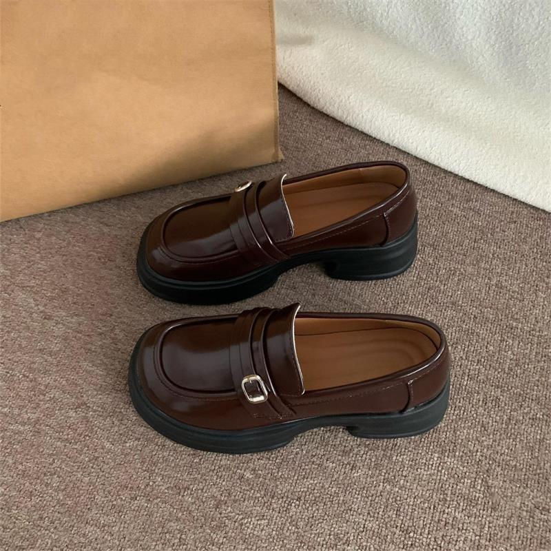

Красивые туфли-лоферы на платформе в британском стиле, новинка осени 2025 года, туфли Мэри Джейн на одном ремешке, маленькие кожаные туфли, одинарные туфли для школьной формы jk 40 коричневый