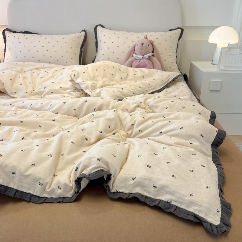 High-End Class A Maternal And Infant Wrinkled Yarn Soft Yarn Four-Piece Set Skin-Friendly Sleeping Naked In Spring And High-End Simple 1.8-Meter