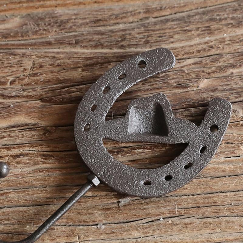 Entryway Wall Key Holder Hook In Metal for Daily Carry Items, Horseshoe Hook for Hallway or Room Entry Daily Use