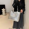 Trendy 2024 Fashionable Weaved Texture Large Tote Bag Versatile Bucket Style