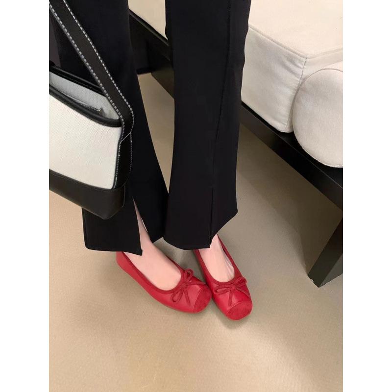Gentle ballet ladyshoes flat shoes French retro soft sole silver new Chinese red single shoes spring small fragrant wind women's shoes