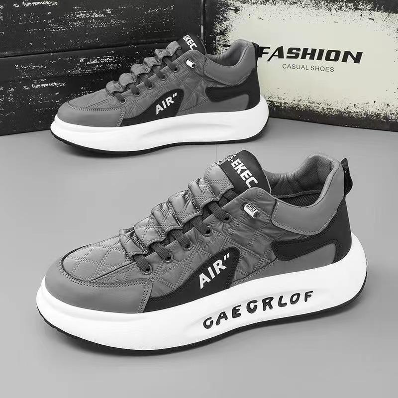 Spring and Summer New Korean Version of Men's Running Sports Shoes Fashionable Platform White Shoes Trendy Casual Versatile Men's Shoes