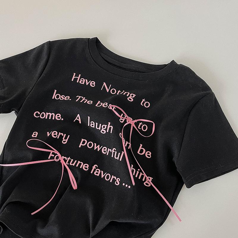 

Эстетическая укороченная футболка с милым буквенным принтом, женская летняя элегантная элегантная облегающая одежда с бантом, корейские модные топы с круглым вырезом, уличная одежда S чёрный