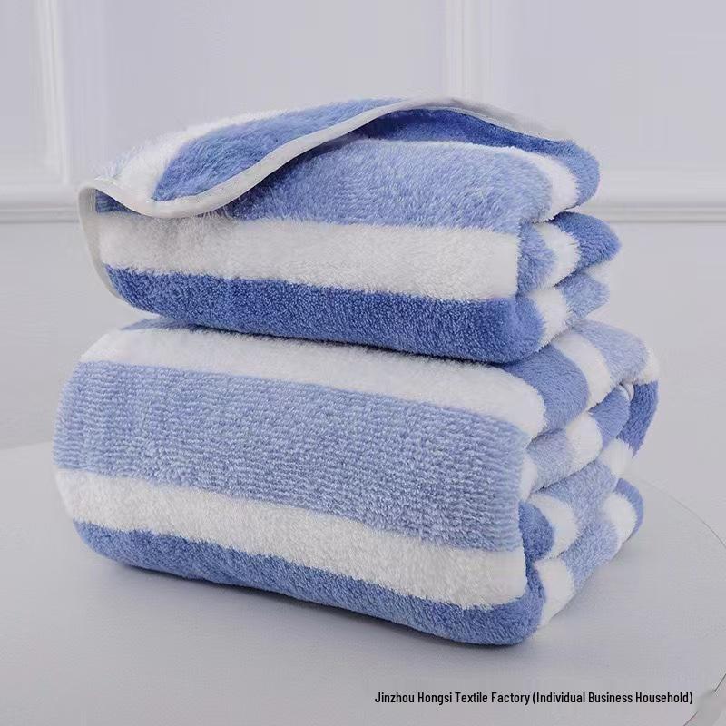 Zweifarbige gestreifte Korallenfleece Badetuch-Set - Weich & Saugfähig.