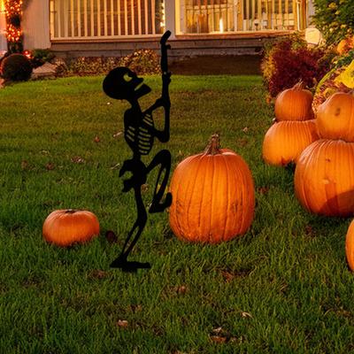 Halloween Skeleton Decorative Garden Stake Weather-proof Metal Outdoor Patio Yard Lawn Spooky Skeleton Silhouette Sign Stake Ornament