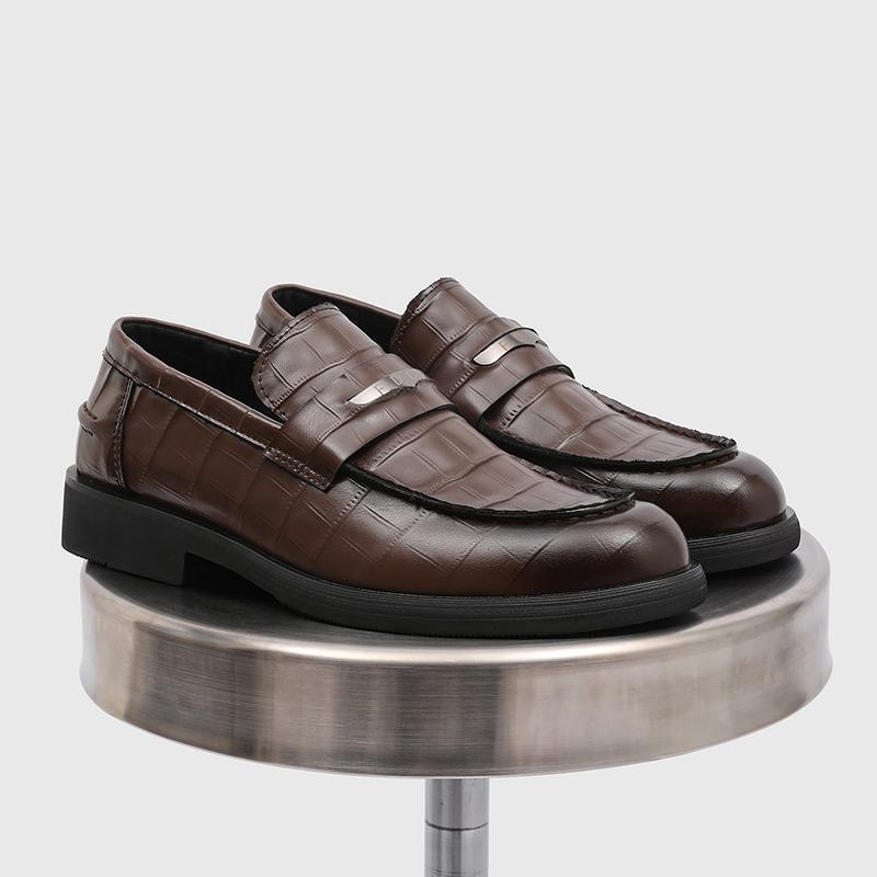 Fashion Men's leather shoes High quality British style Business or Dress up party Outdoor Fashion Street 38-46 Luxury loafers Slip on