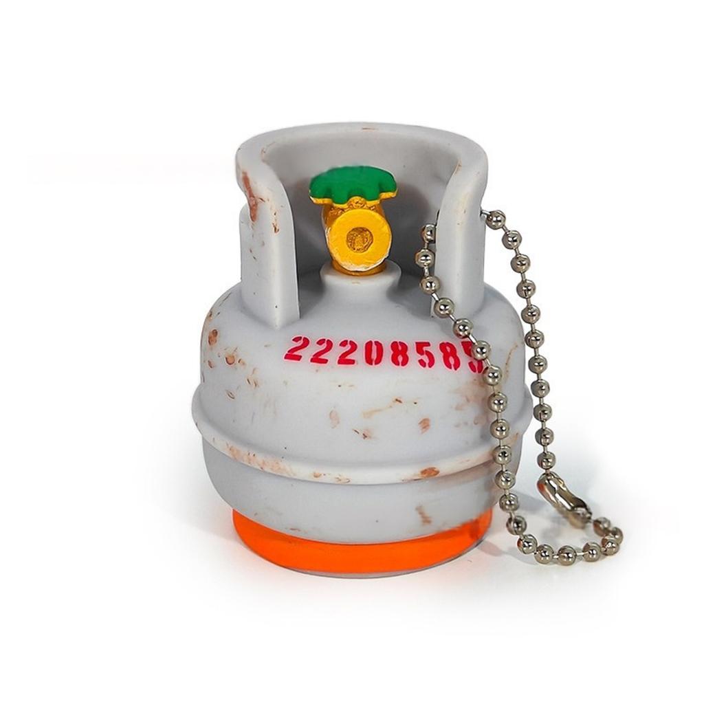 Vintage Rusty Gas Cylinder Keychain with Unique Industrial Design Hanging Ornament for Everyday Use or Bag Decoration