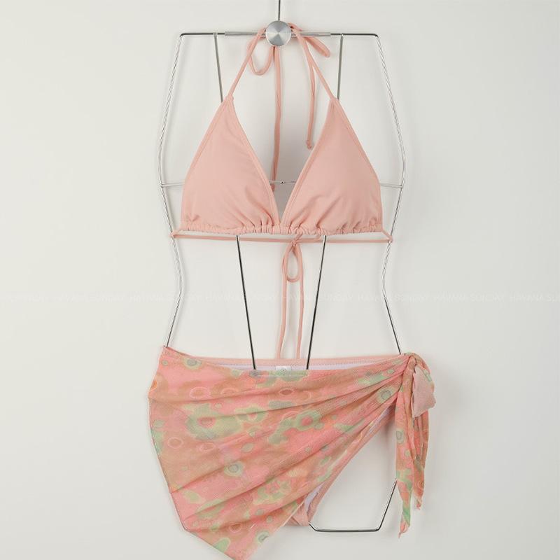 Korean Instagram sexy spicy girl style swimsuit for women, bikini three-piece set, split small bust beach vacation swimwear