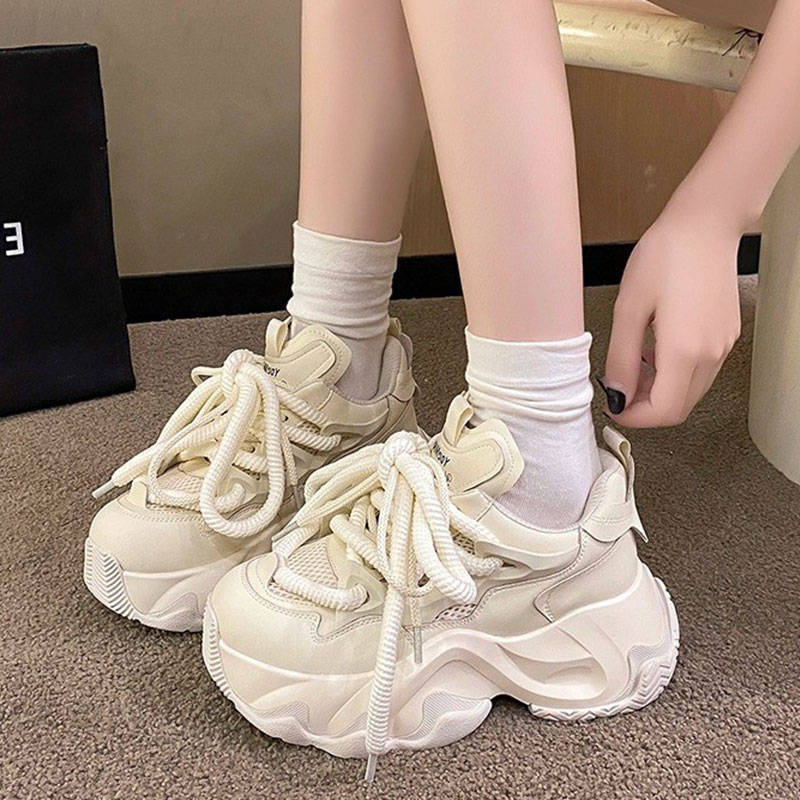 Internet Celebrity Super Hot Dad Shoes Women 2025 Spring New Ins Platform White Shoes Breathable Versatile Sports and Leisure Shoes