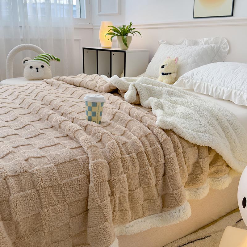 2025 Ultra Soft Double-Sided Taffeta Lambswool Milk Velvet Throw Blanket