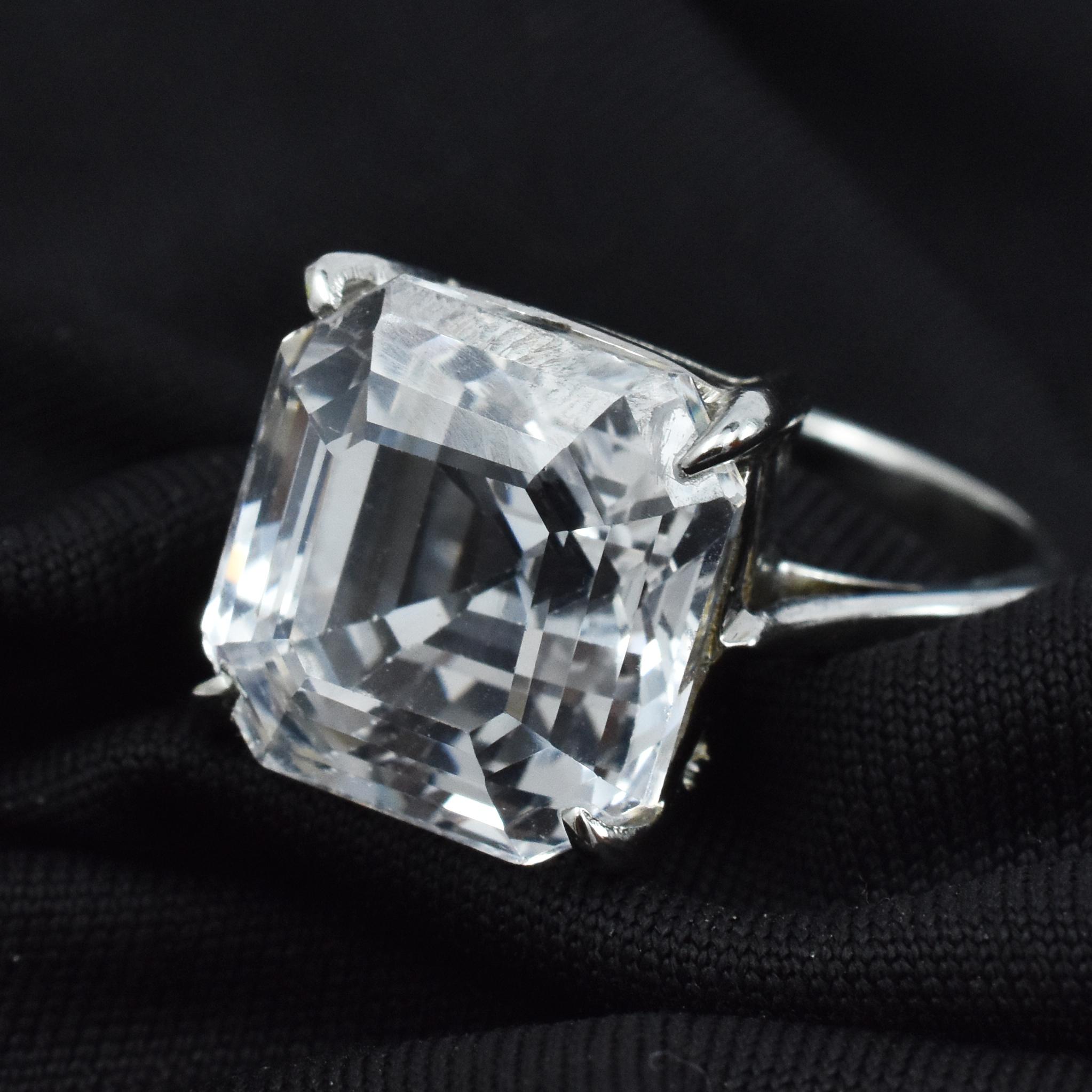 

Найкраща каблучка Розмір 9.5 Біла 35.15 карат Квадратна форма Срібло 925 проби Сапфірова каблучка AR-3128-Sa 12.3 mm білий