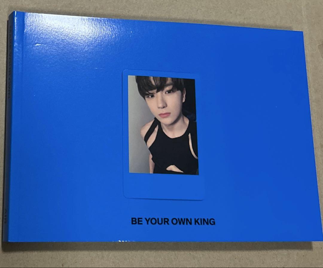 

[USED] Hyunjae THE BOYZ Trading Cards Selfie Book Doboys MD Goods