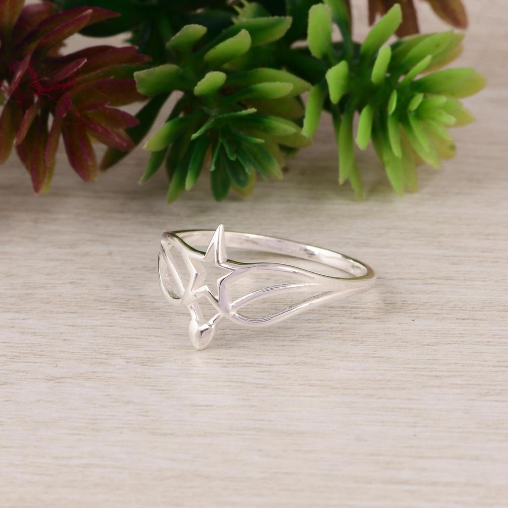 925 Sterling Silver Open Star Ring | Minimal Star Band Ring | Elegant Celestial Jewelry for Women.