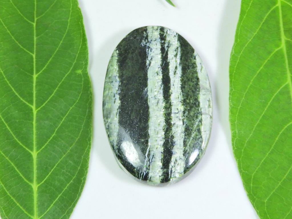 70Cts. Natural Green Swiss Opal Crystal Oval Cabochon Gemstone 27X42X06 MM SK-713