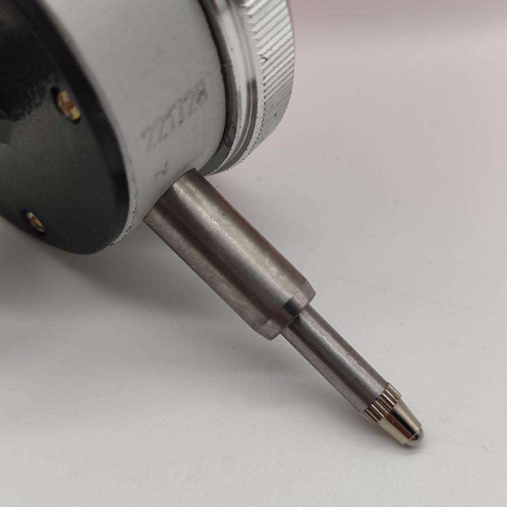 Mechanical Dial Indicator with Universal Magnetic Base, 0-10mm Range, 0.01mm Accuracy