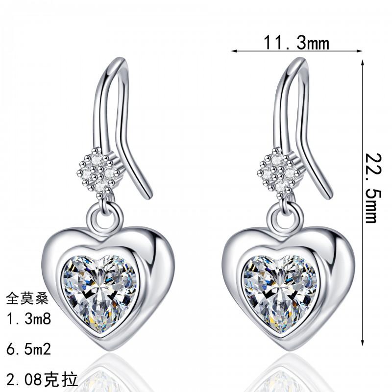 Sterling Heart Stud Earrings With Full Moissanite Ocean Design Women Sweet Chic Style 2025