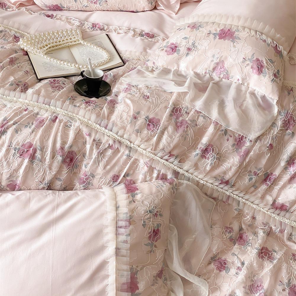 Cotton Bedding Four-piece Set French Rose Print Skin-friendly Breathable Quilt Cover Sheet Pillowcase Kit