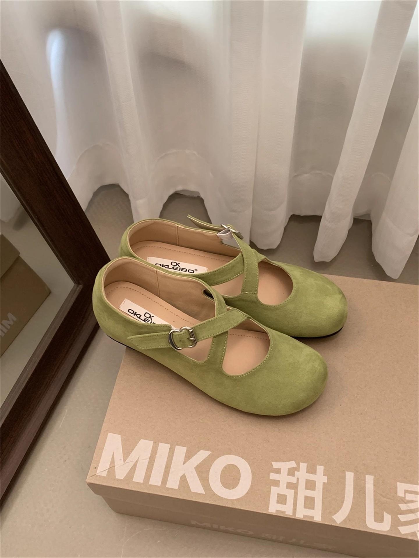 

Внутренние увеличивающие рост ретро балетки детские 2025 новые популярные с перекрестными ремешками модные туфли Мэри Джейн с круглым носком 40 светло-зеленый