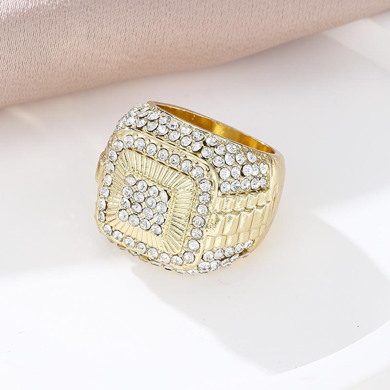 Luxury Classic Men's Cubic Zirconia Ring, Two Tone Fashionable Aesthetic Jewelry, Banquet and Party Accessories Gifts