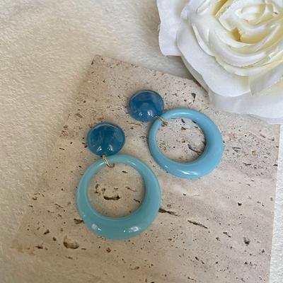 Fresh Blue Round Earrings Simple and High-end Stud Earrings 2025 New Holiday Style Earrings Women