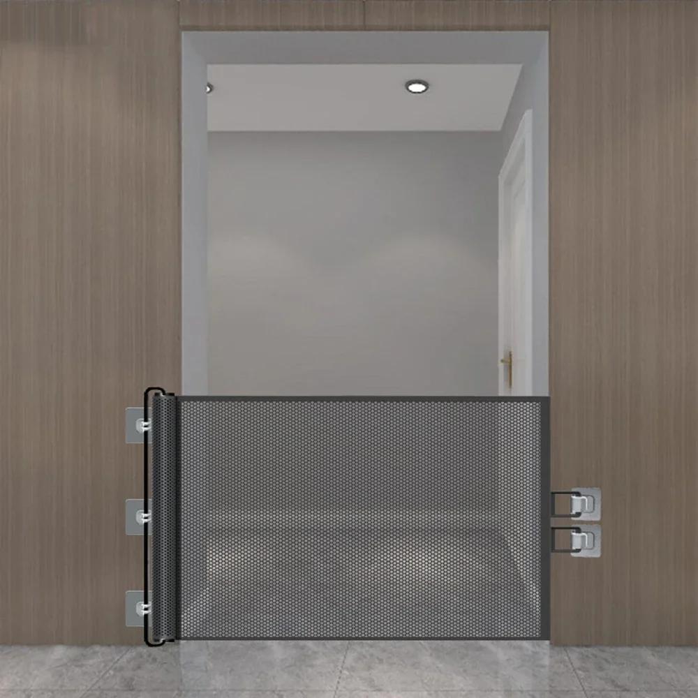 Retractable Pet Gate for Doorways and Stairs, Mesh Gate for Dog, Cat, Indoor & Outdoor Use, Easy Installation