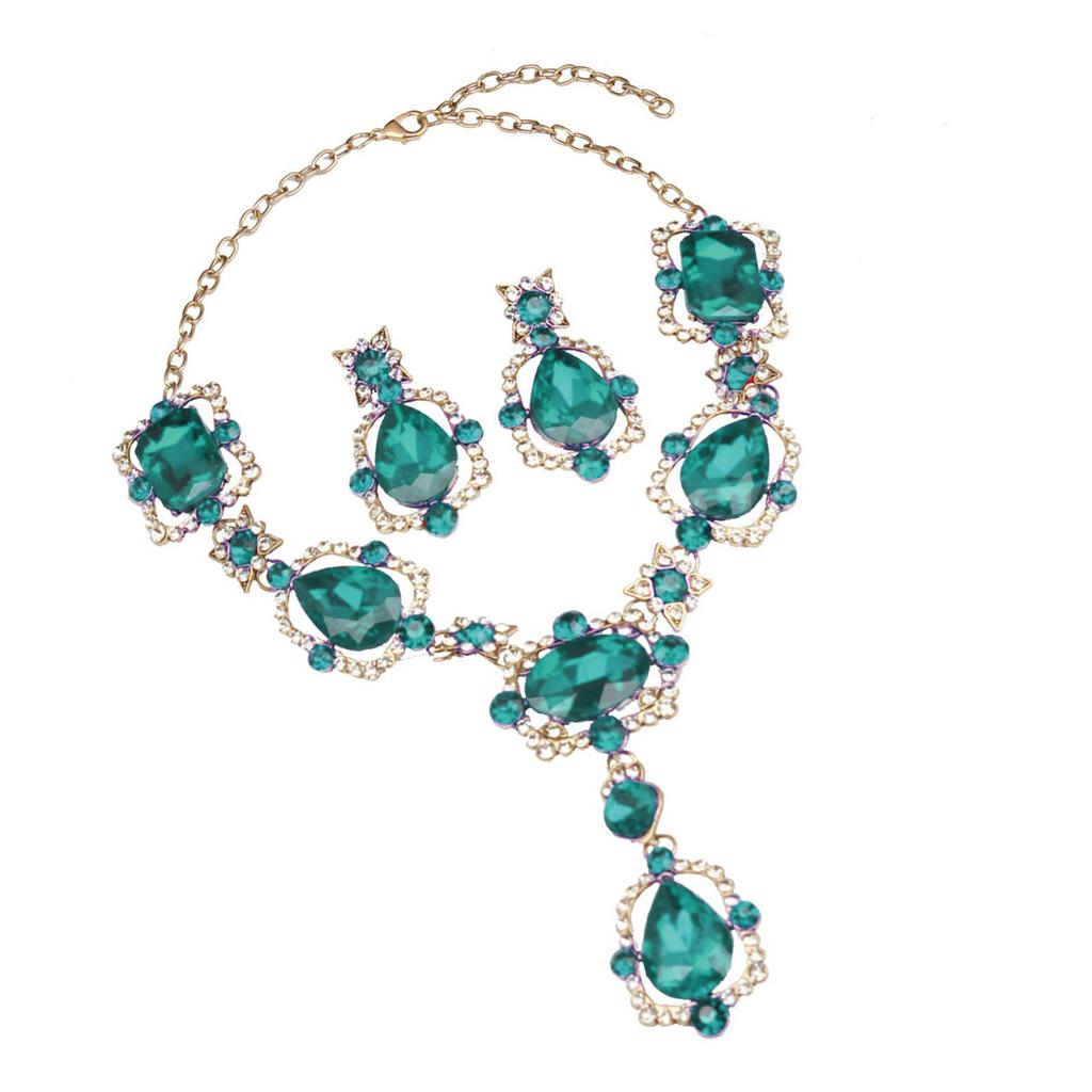 Sophisticated Crystal Necklace and Earrings Jewelry Set Alloy Crystal Necklace And Earring Set For Fashion Forward Women