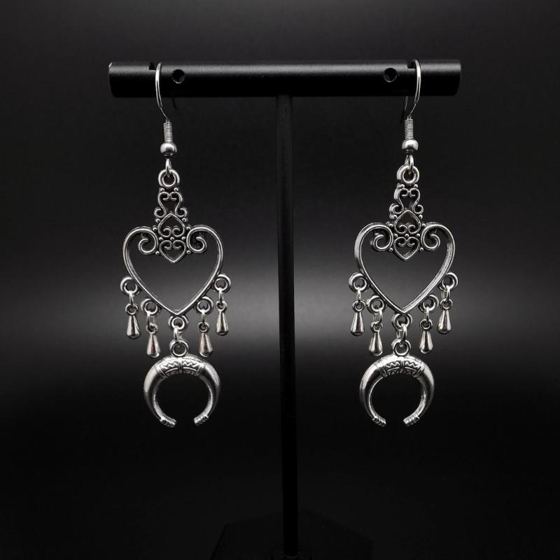Vintage Gothic Court Tassel Dangle Earrings Silver Color Goth Punk Aesthetic Fashion Jewelry Accessory