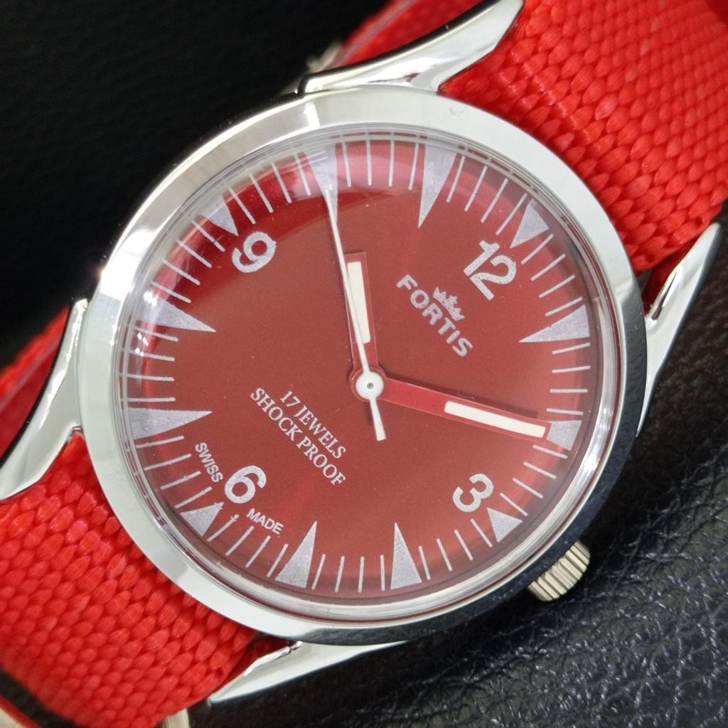 VINTAGE HAND-WINDING REFURBISHED SWISS MENS RED COLOR DIAL WATCH a701040-5 R205a-a701040