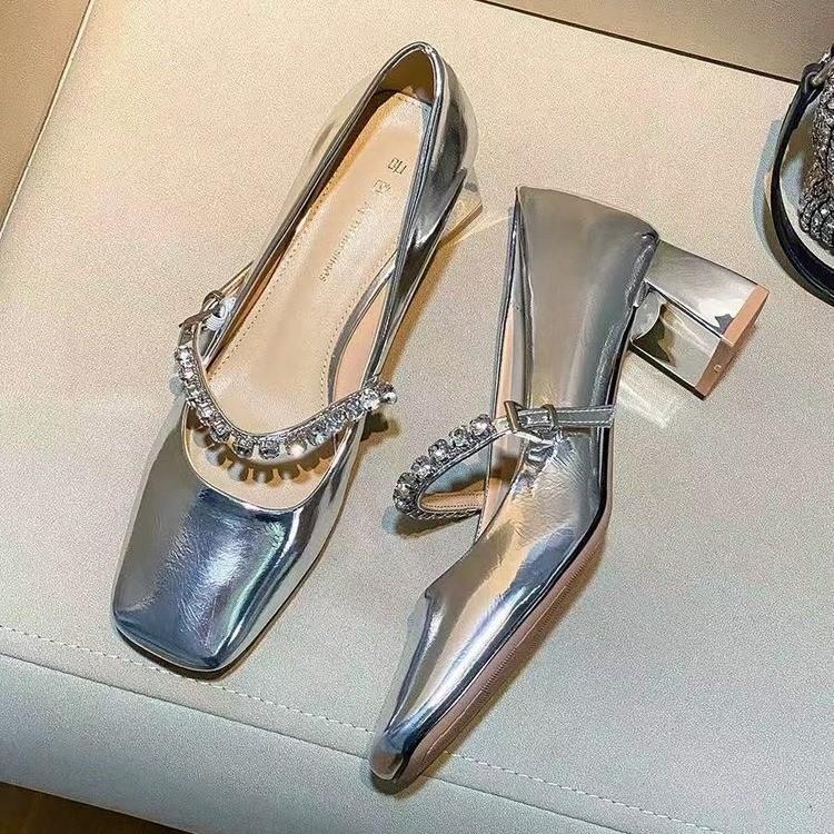 Silver Retro Patent Leather Mary Jane Women's Shoes Thick Heels Single Shoes New French Temperament One-word Diamond Belt Gao Cuiwei