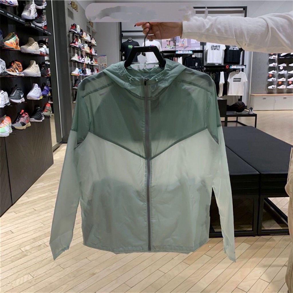 Schnelltrocknende Windjacke mit Kapuze für Herren: Vielseitige Sonnenschutzjacke für Outdoor & Fitness