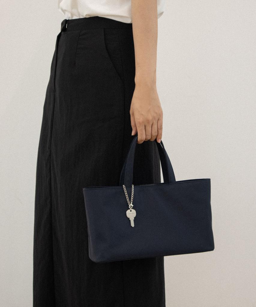 Kabinetment Poje Tote Bag Nylon_2Colors