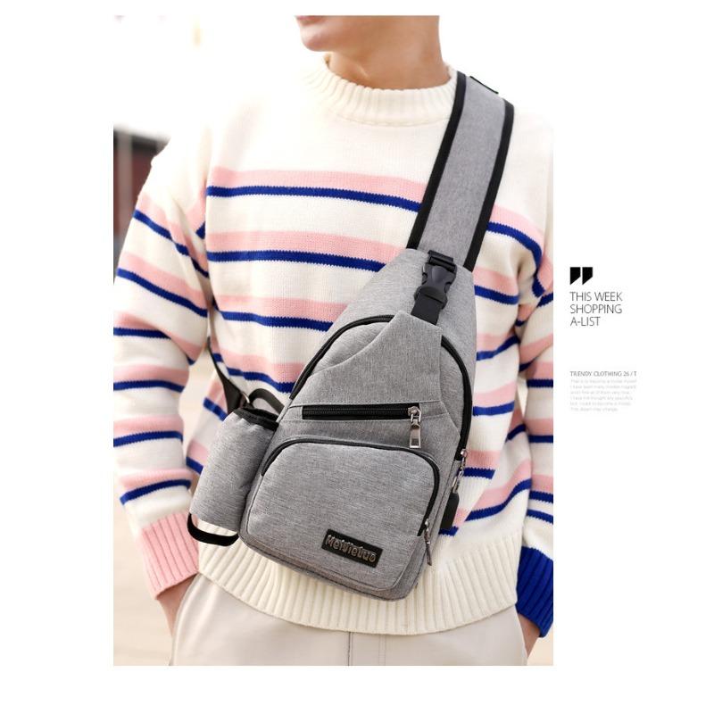 Men's breast bag, large-capacity casual backpack, cycling shoulder oblique span bag, water-proof Oxford cloth breast bag.