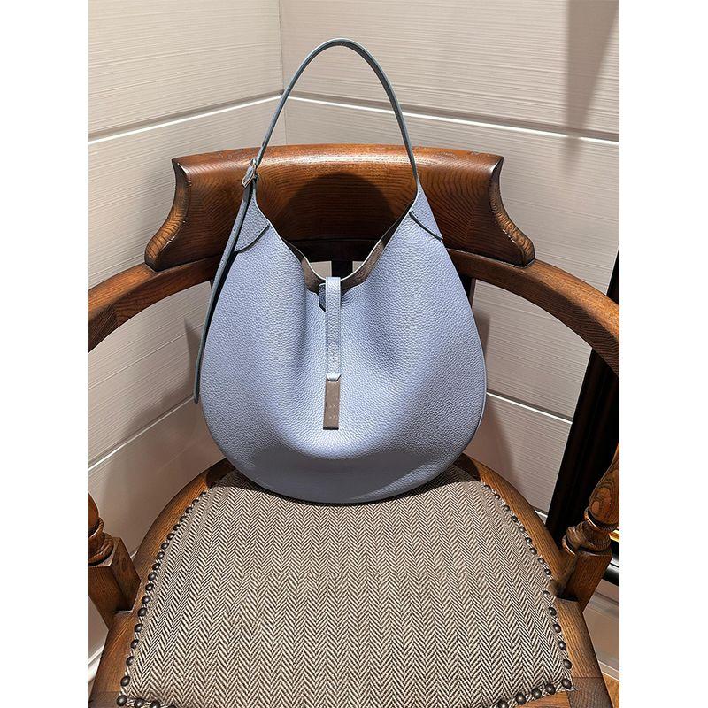 

Milly & Klly Genuine Leather Blue One-Shoulder Underarm Bag Light Luxury Niche High-Grade Portable Saddle Bag Women s Summer Blue