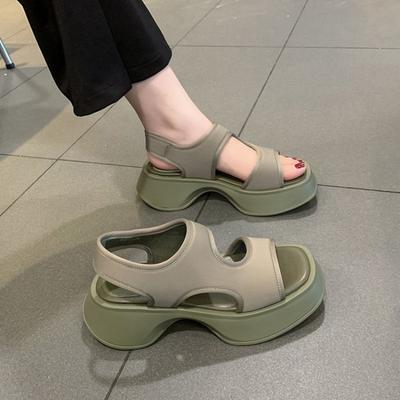 Sandalias de suela gruesa para mujer en verano de 2024, nuevos zapatos de playa con capucha y punta cuadrada con boca de pez, sandalias informales de estilo deportivo con punta abierta