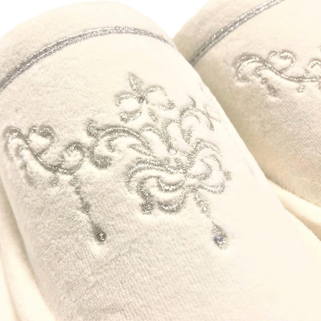 Senko NYNAS Shanti NEW Platinum One Size Fits All Slippers,