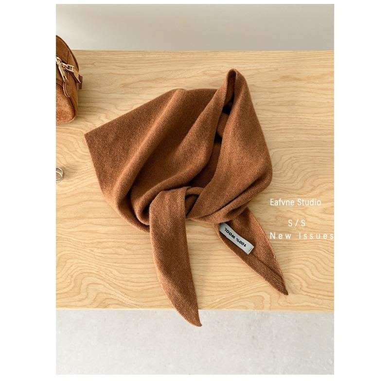All wool Knitted Triangle Scarf Autumn and Winter Solid Color Versatile Shawl Vest Warm Shoulder Pads
