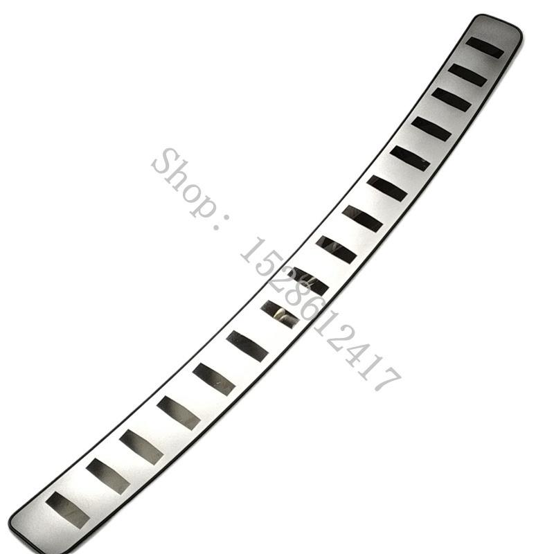 For Skoda Octavia A7 2015 2016 ~2021 Stainless Steel Rear Trunk Bumper Protector Rear Scuff Plate Rear Door Sill Car Accessories