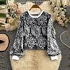 Women Casual Round Neck Loose Floral Print Long Sleeve Blouse