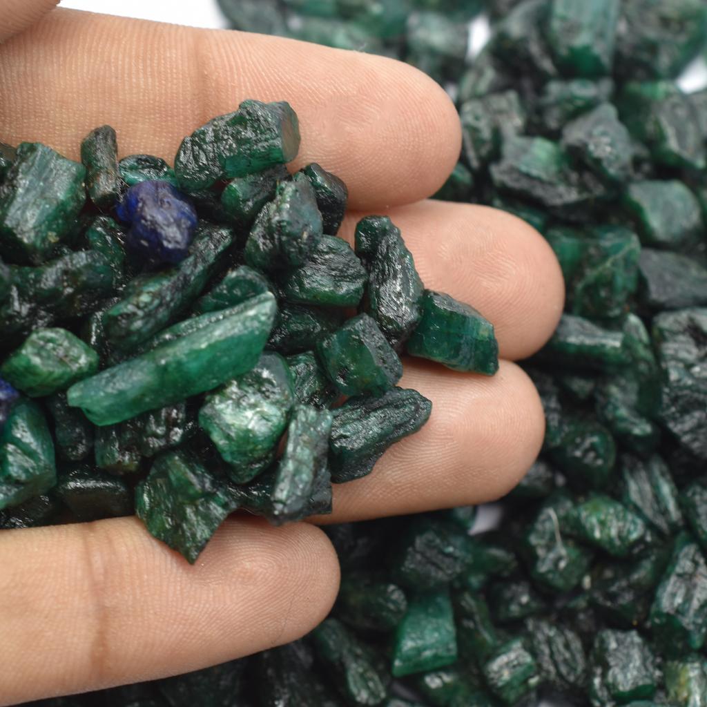 Natural Colombian Green Emerald 42 Ct CERTIFIED Uncut Rough Loose Gems Lot