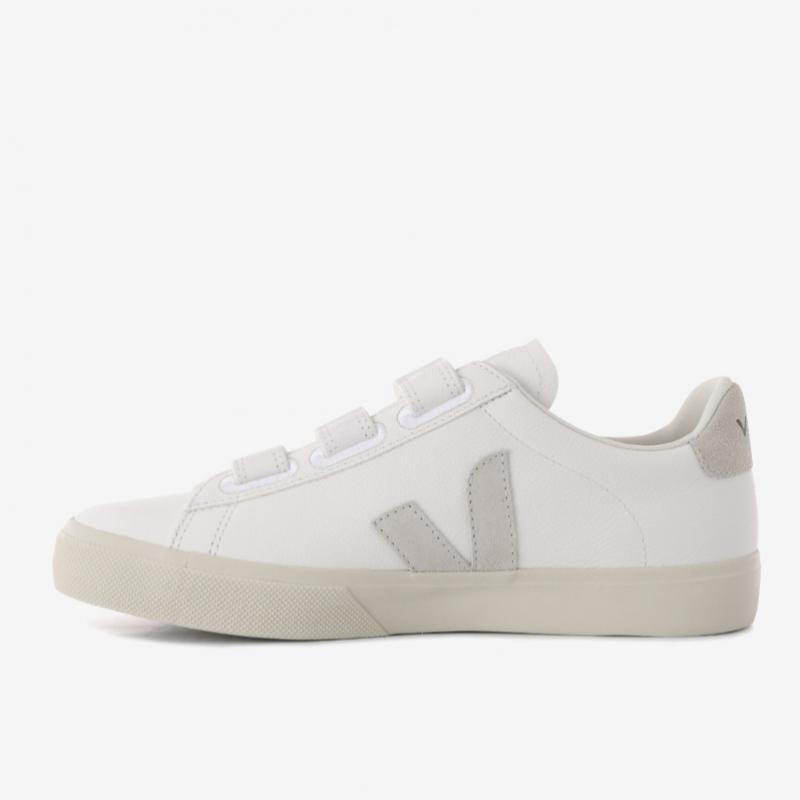 Veja Unisex Sneakers Recipe Logo  919  Svjf243rc05 919