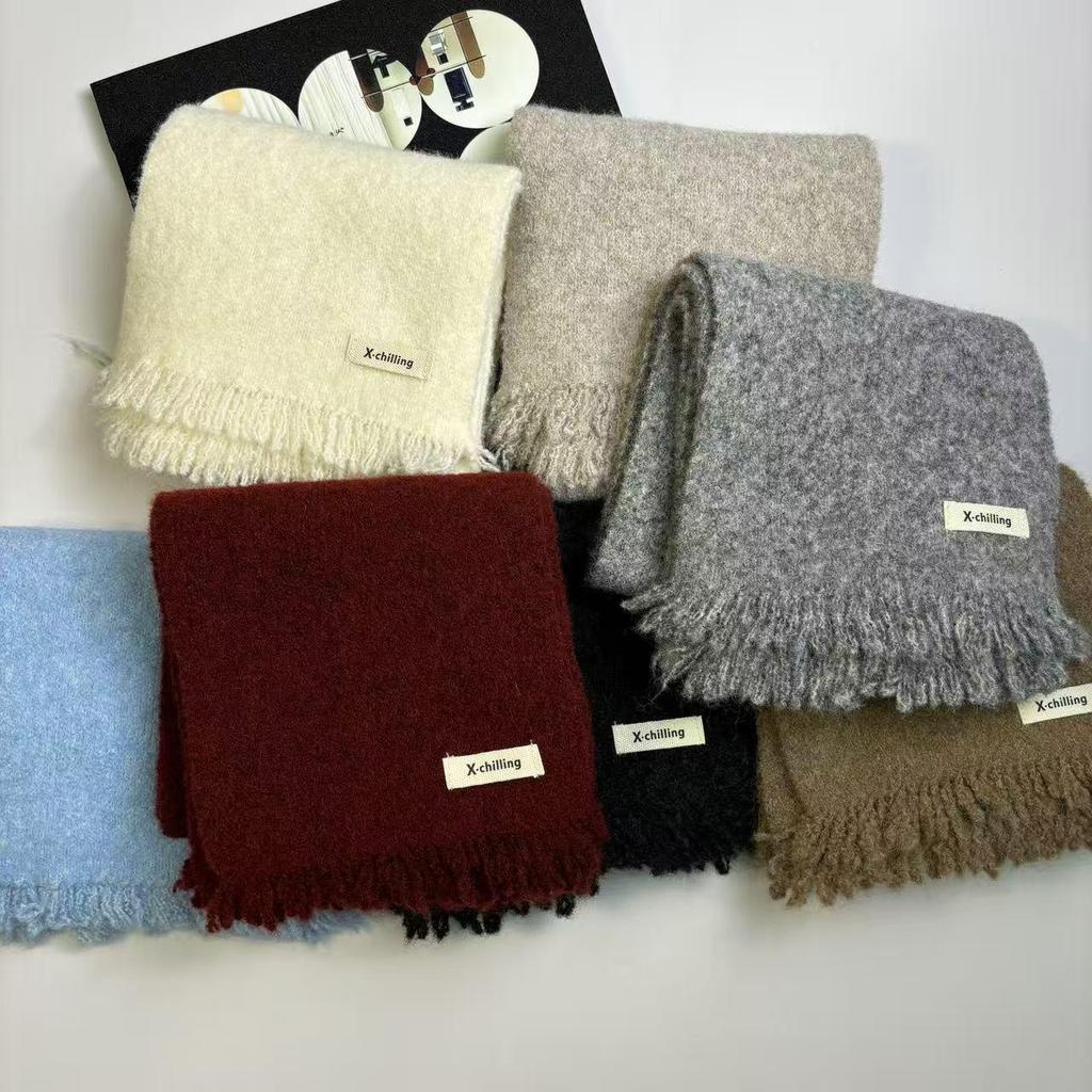 Wełniany Szalik Dzianinowy w Koreańskim Stylu z Frędzlami dla Kobiet – Wszechstronny, Ciepły i Stylowy