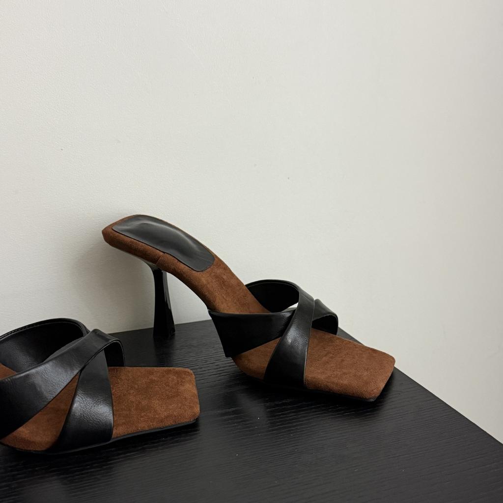 European and American style square head cross belt color matching one-word slippers 2025 summer new open-toed stiletto high-heeled cool slippers