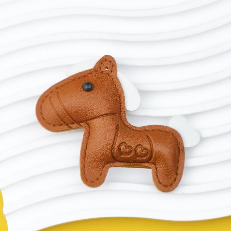 

Spot pony pendant leather embossing money soon bag accessories Year of the Horse car keychain pendant accessories Ordinary style