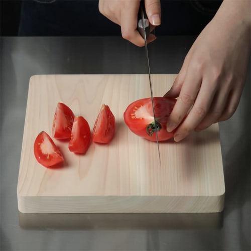 Kyoto Katsugu Hinoki Cutting Board, Square, 23 X 23cm, Solid Thick Board